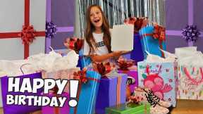 OLIVIA'S 12th BIRTHDAY SPECIAL! 🎂 OPENING HER EXPENSIVE GIFT 🤑
