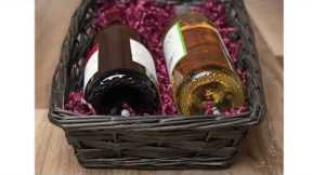 Product Spotlight: Wine Baskets | Pioneer Imports & Wholesale