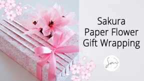 Sakura Themed Japanese Gift Wrapping Decorated with DIY Flowers #cherryblossom #wrappingpaper