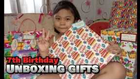 UNBOXING HER BIRTHDAY GIFTS | Michelle Obrique