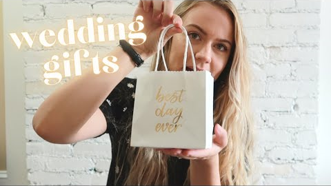 Wedding Gift Guide | Bridesmaids, Groomsmen, Parents