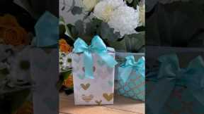 How to wrap a gift with a handle #giftideas #giftbox #giftwrapping