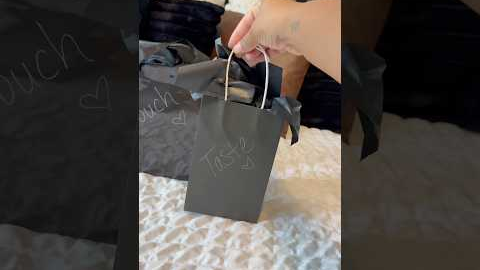 5 Senses Gift Guide For Him #giftideas #giftforhim